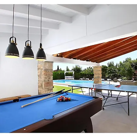 Mit Pool, Grill Und Grosszuegigem Anwesen Pollenca
